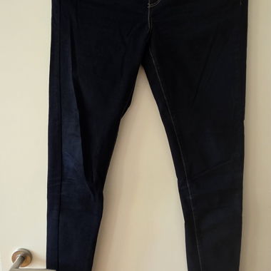 Jeans Levi's 710 Super Skinny Tagl. 28