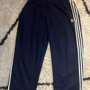 Pantalone da allenamento Adidas blu con banda