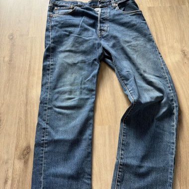 Levis Jeans top Zustand 32 - 34 normal fit