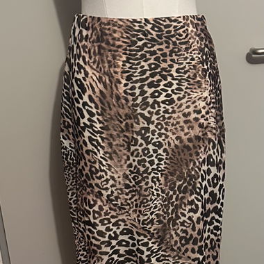 Jupe longue maxi à motif léopard Guess
