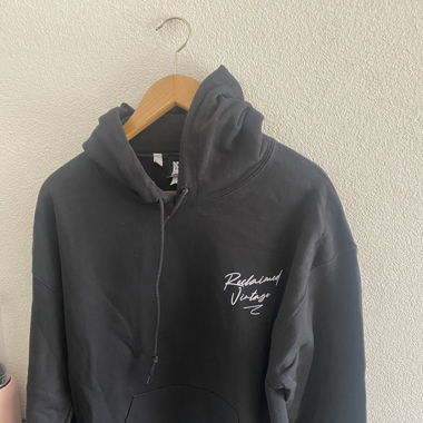 Hoodie noir à capuche 