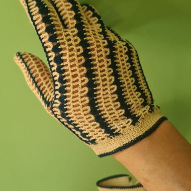 Beige und blaue Vintage Häkelhandschuhe