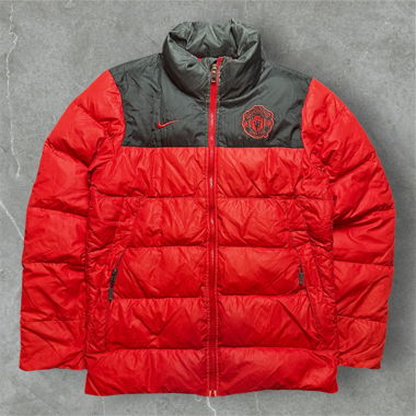 Nike Manchester united puffer jacket red/black