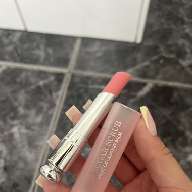 DIOR Lip Sugar Scrub 