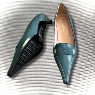 Incroyable talon vintage en cuir véritable 