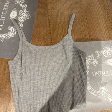 Crop tops