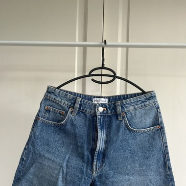 Short jeans
