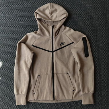Nike Tech Fleece hoodie pullover beige