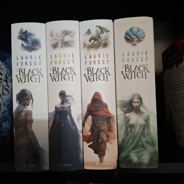 Black Witch volumi 1-4