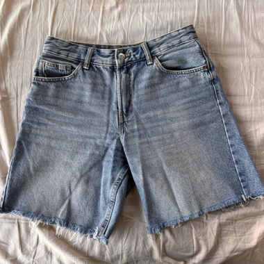 Short in denim BERSHKA
