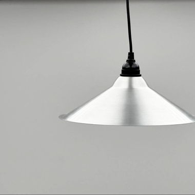 Ikea Lampe mit gebürsteten Aluminium 