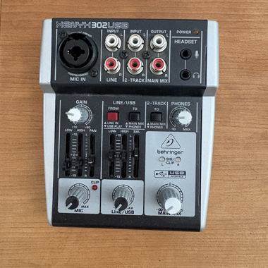 Behringer Xenyx 302USB Mixer