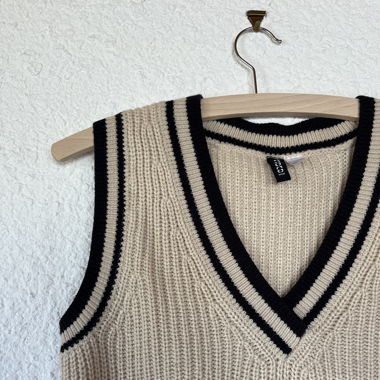 Ärmelloser Pullover