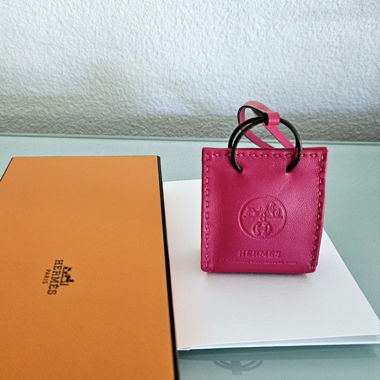 Hermes SAC ORANGE PM CHARM
