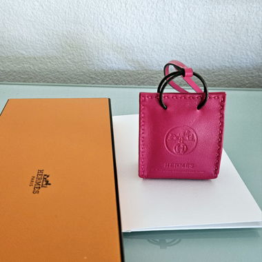 Hermes SAC ORANGE PM CHARM