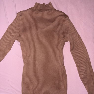 t-shirt marron moulant