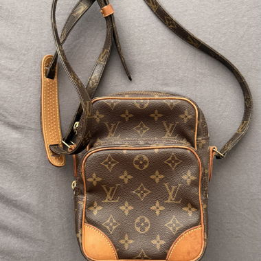 Louis Vuitton Monogram Amazone Shoulder Bag – 1998