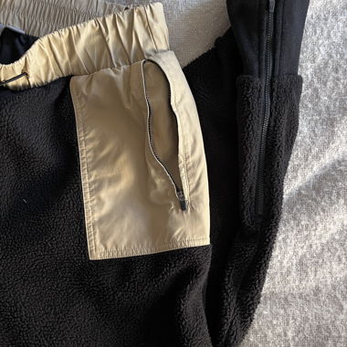 Joggers in pile nero e beige Sweaty Betty