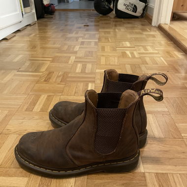 Dr. Martens 