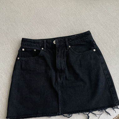Mini-jupe en jean noire Zara taille S