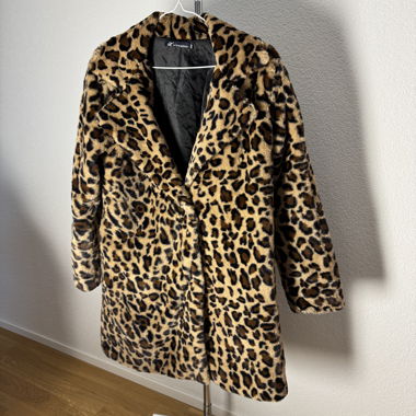 MANTEL IM LEOPARDENMUSTER