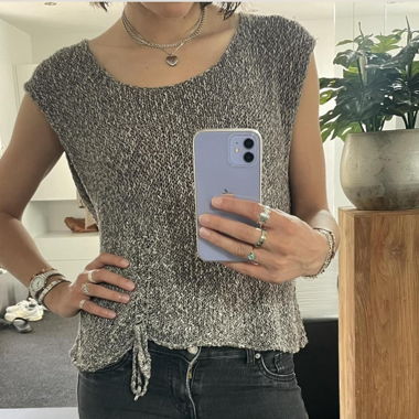 Grau gehäkeltes Stricktop