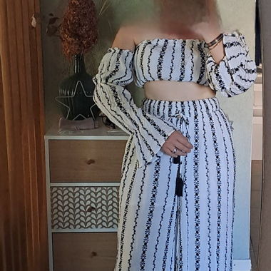Set aus Top und Hose weiss mit schwarzen Streifen