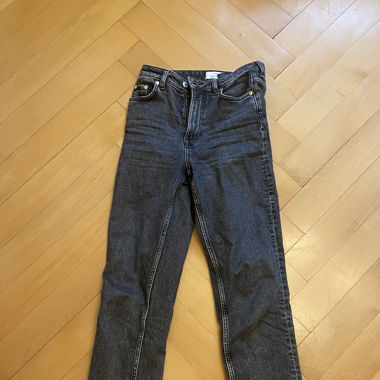 Jeans in Dunkelgrau
