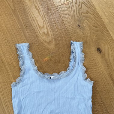 blaues crop top