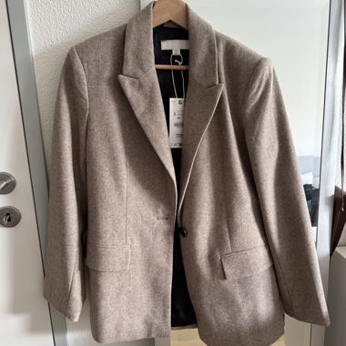 Brauner Blazer mit Fischgratmuster
