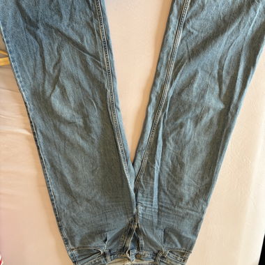 Levis jeans