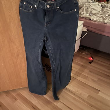 Jeans by Edikted