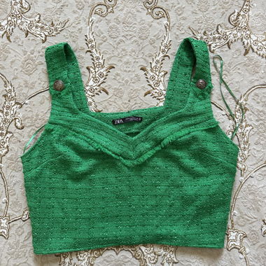Top corto verde ZARA