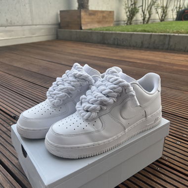 Nike Air Force blanc avec lacets 'rope'