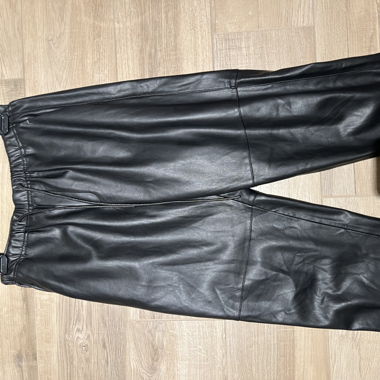MANGO Lederhose