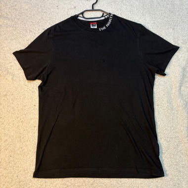 T-shirt The North Face Noir – Taille M