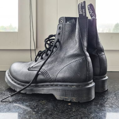 Dr Martens  Original Boots