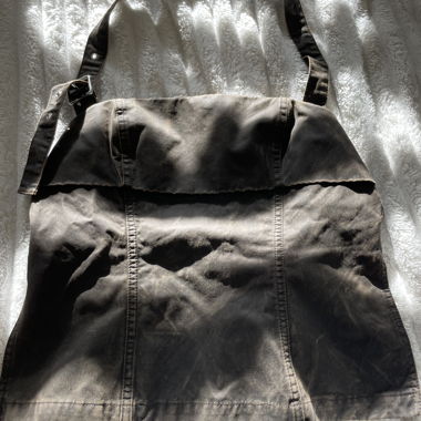 Backless top