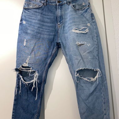 Ripped Pull&Bear Jeans