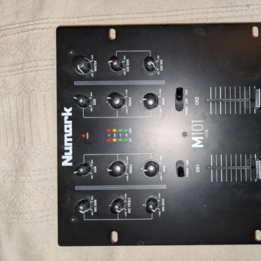 numark m101 usb mixer