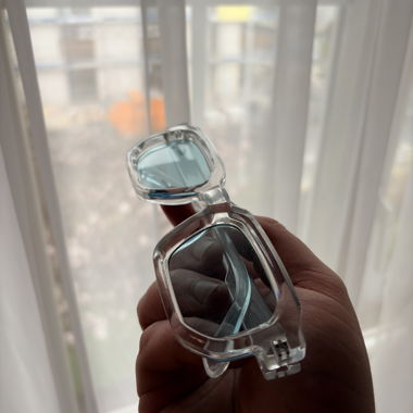 Lunettes de soleil transparentes