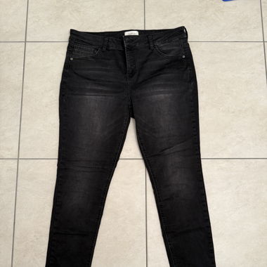Schwarze Jeans
