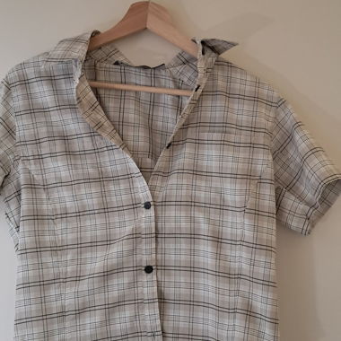 Chemise à manches courtes à carreaux