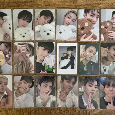 Set di fotocard The Boyz kpop