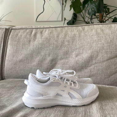 Asics blanches (gr 40)