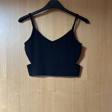 Nice black crop top with side cut-outs 