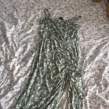 Kleid