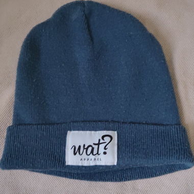 Beanie blu di Wat? Apparel
