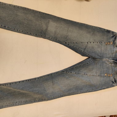 Women’s Slim Fit Jeans