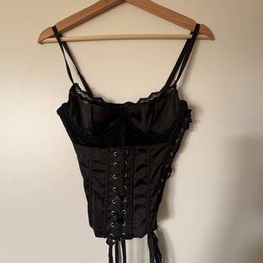 Corsetto nero PrettyLittleThing